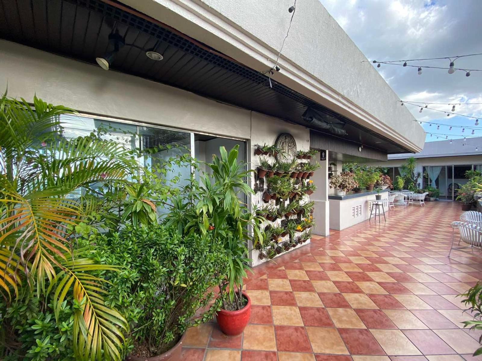 Stone House Quezon City San Juan  Zewnętrze zdjęcie