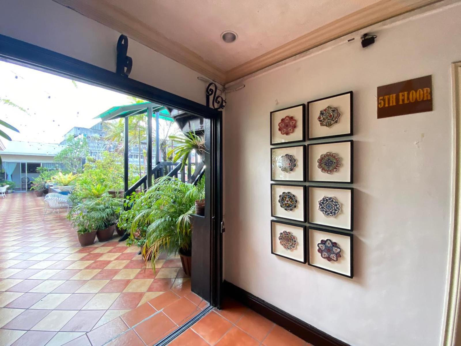 Stone House Quezon City San Juan  Zewnętrze zdjęcie